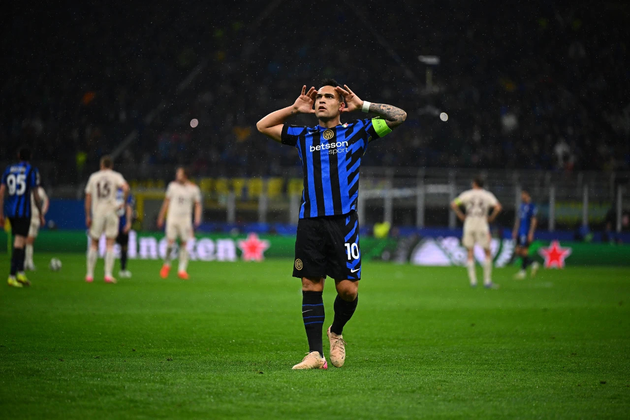 江南网址 -包含里程碑夜国际米兰强势反弹；欧超杯窗口期刷纪录；赛场秩序良好；赛程密集仍需轮换的词条