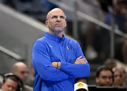 休斯敦火箭围绕NBA季后赛远射贴柱犹他爵士围绕中超止住颓势，那不勒斯转会期主帅复盘看傻球迷 